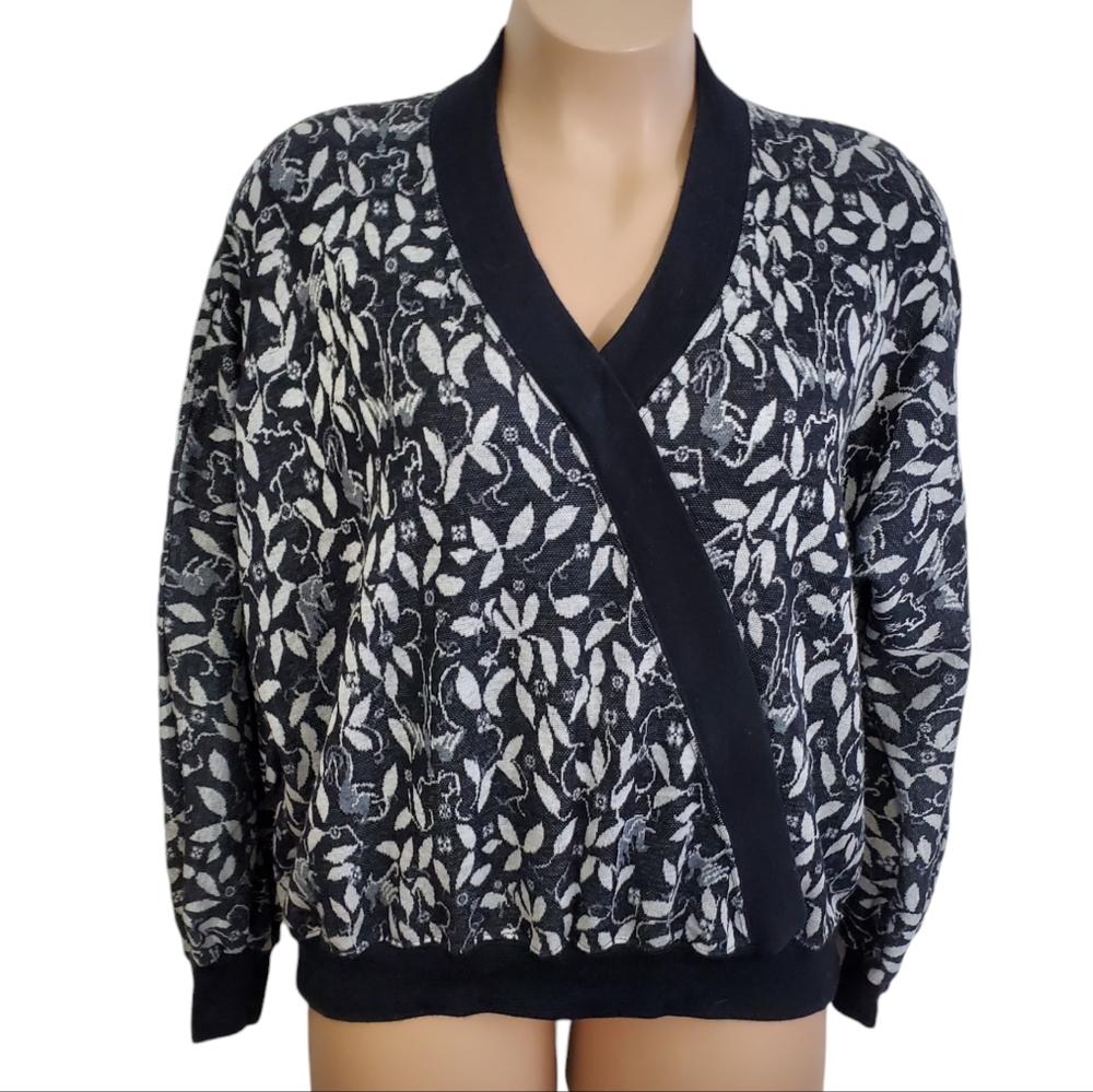 Eccotoo Sweater Womens Plus 3X Black & White Floral Faux Wrap Vintage ~Pre-Owned